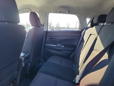 Used 2019 Mitsubishi Outlander Sport SE image 11