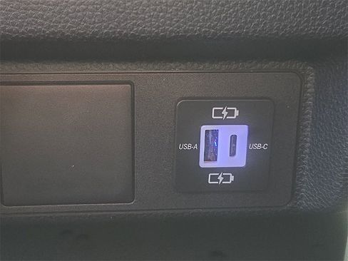 New 2026 Toyota Tacoma SR5 image 15