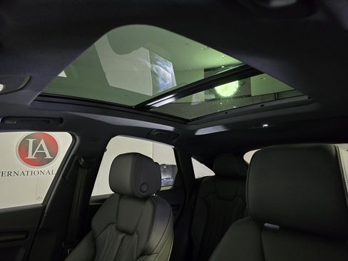 Used 2023 Audi Q5 2.0T Premium Plus w/ Premium Plus Package image 14