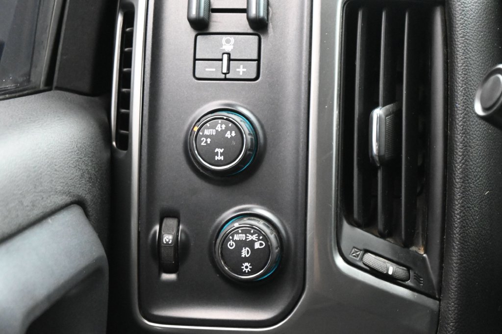 Used 2015 Chevrolet Silverado 1500 LT w/ All Star Edition AWD/4WD image 22