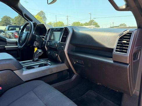 Used 2015 Ford F150 XLT w/ Equipment Group 302A Luxury AWD/4WD image 31