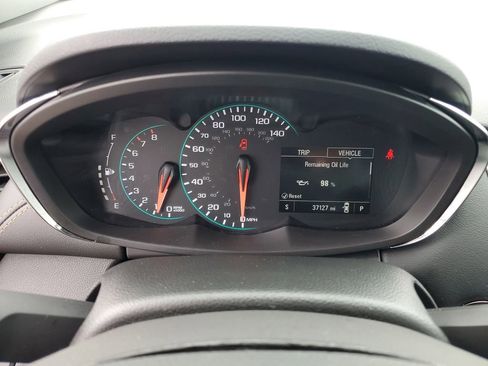 Certified 2022 Chevrolet Trax LT w/ LT Convenience Package AWD/4WD image 10