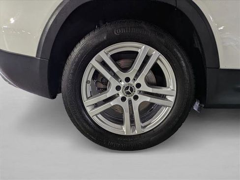 Certified 2022 Mercedes-Benz GLB 250 image 26