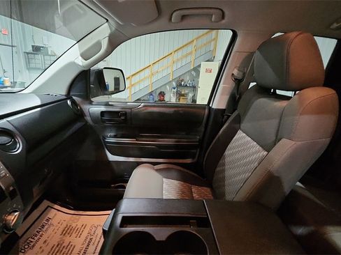 Used 2019 Toyota Tundra SR image 11