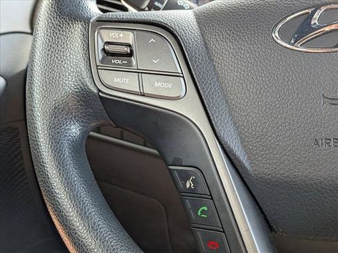 Used 2018 Hyundai Santa Fe Sport FWD image 12
