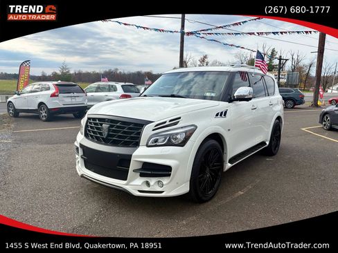 Used 2016 INFINITI QX80 4WD w/ Deluxe Technology Package image 1