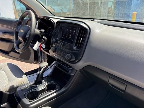 Used 2022 Chevrolet Colorado W/T RWD image 27