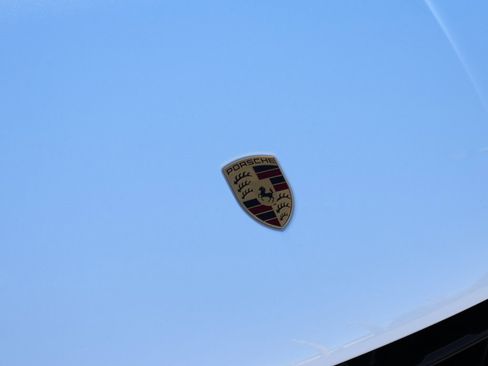 New 2026 Porsche Macan image 13