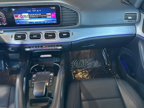 Used 2024 Mercedes-Benz GLE 450e 4MATIC image 29