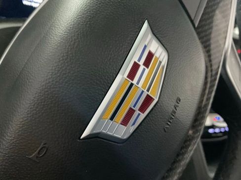 Used 2024 Cadillac XT5 Sportv w/ Technology Package image 40