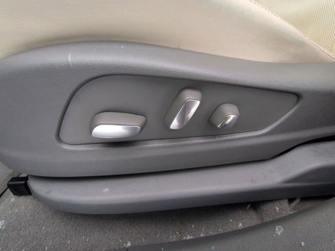 Certified 2024 Cadillac XT5 Premium Luxury image 15