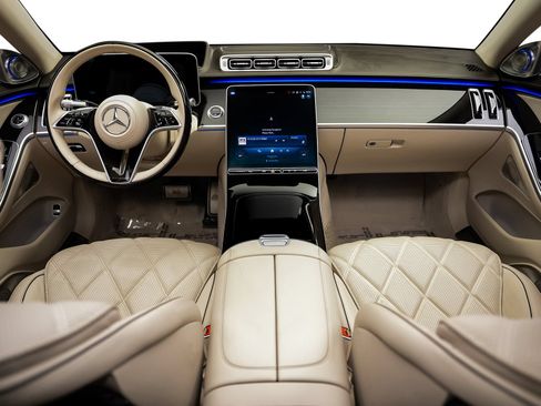 Used 2024 Mercedes-Benz Maybach S 580 4MATIC image 4