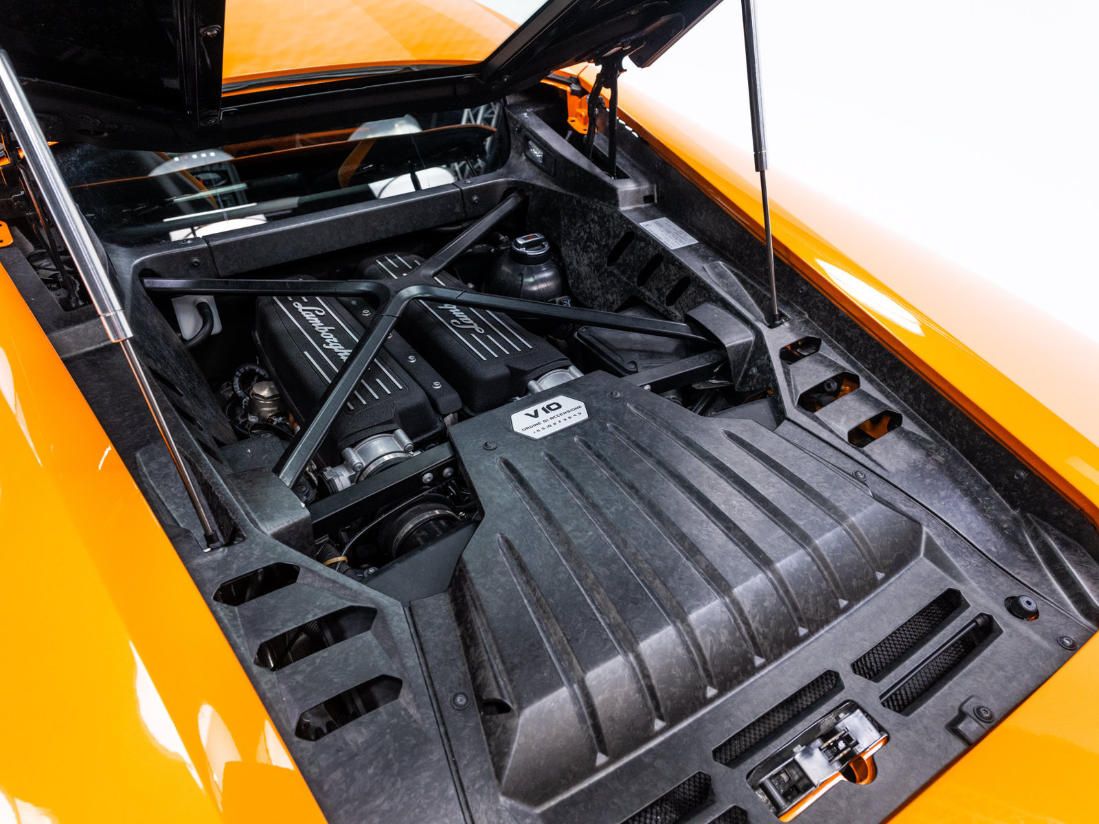 Used 2016 Lamborghini Huracan LP 610-4 AWD/4WD image 84