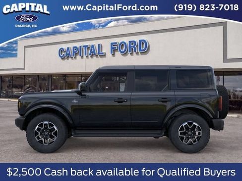 New 2026 Ford Bronco Outer Banks AWD/4WD image 3