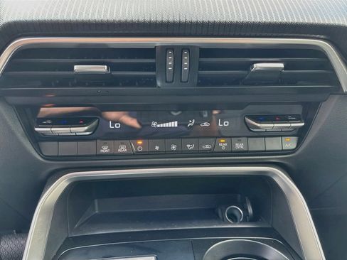 Used 2025 MAZDA CX-90 3.3 Turbo w/ Select Package AWD/4WD image 16