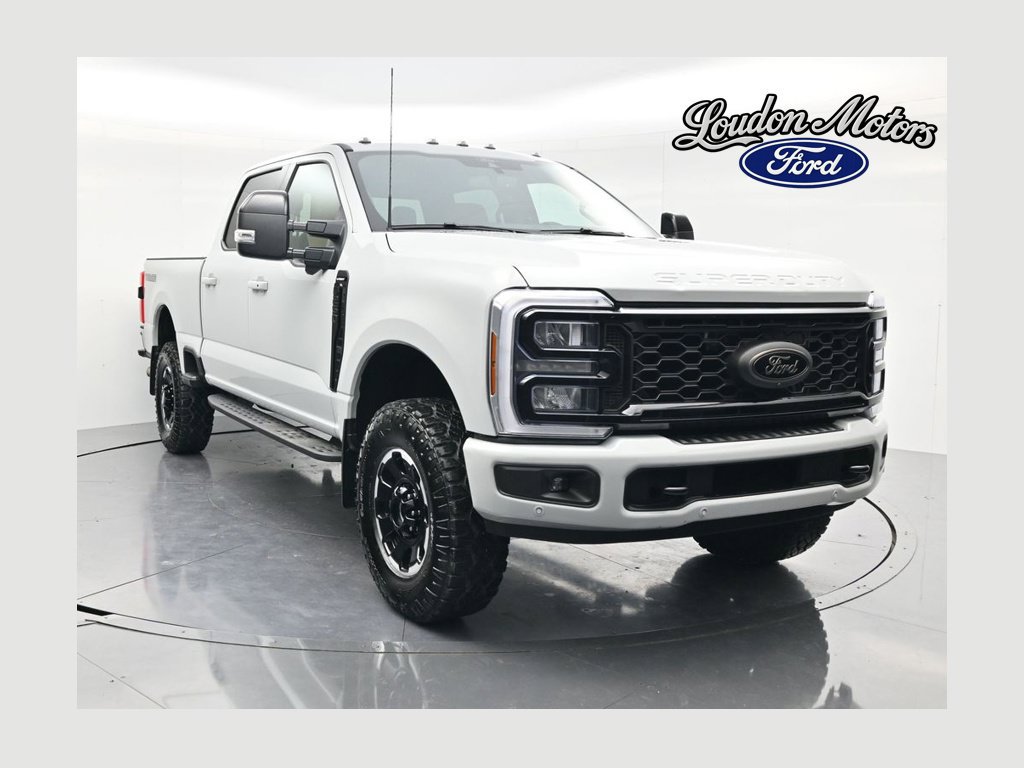 Used 2026 Ford F250 Lariat w/ Tremor Off-Road Package AWD/4WD image 1