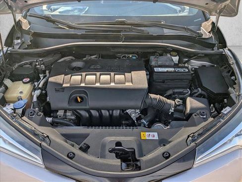 Used 2018 Toyota C-HR XLE image 21