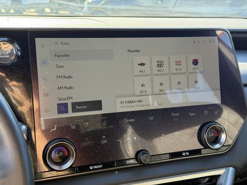 Used 2023 Lexus RX 350 Premium w/ Accessory Package image 21