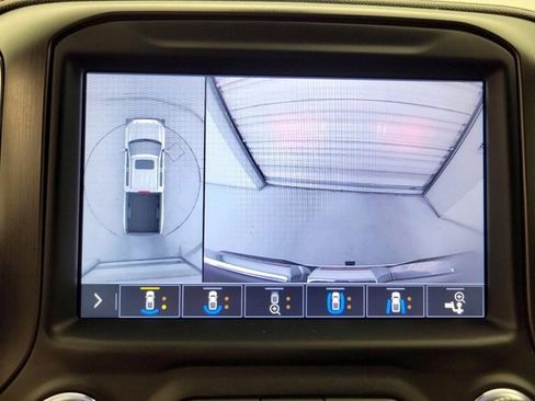 Used 2020 GMC Sierra 1500 AT4 w/ AT4 Premium Package image 4