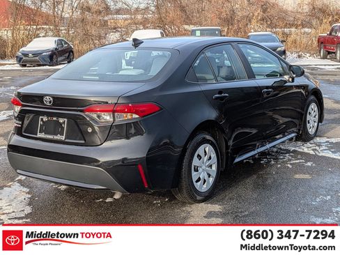 Certified 2022 Toyota Corolla L image 3