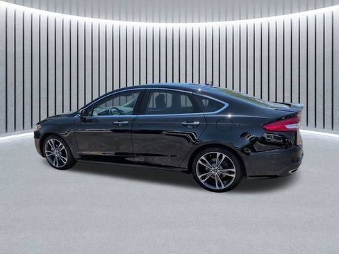 Used 2019 Ford Fusion Titanium FWD image 8