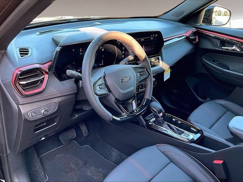 New 2026 Chevrolet TrailBlazer RS w/ Convenience Package FWD image 7