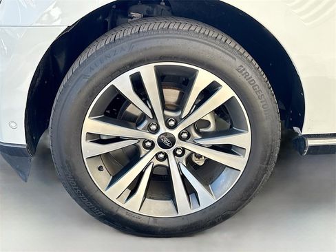 Used 2021 Ford Expedition Limited image 34