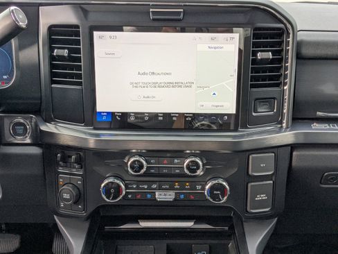 New 2025 Ford F350 Lariat image 14