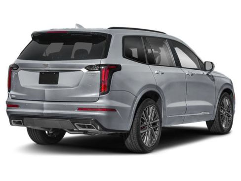 Certified 2024 Cadillac XT6 Sport w/ LPO, Onyx Lite Package image 5