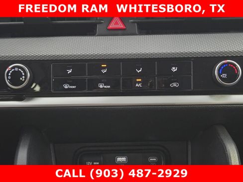 Used 2024 Kia Sportage LX image 13