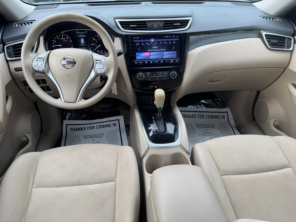 Used 2015 Nissan Rogue S FWD image 9