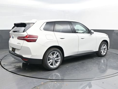 Used 2025 BMW X3 xDrive30i w/ Convenience Package image 7
