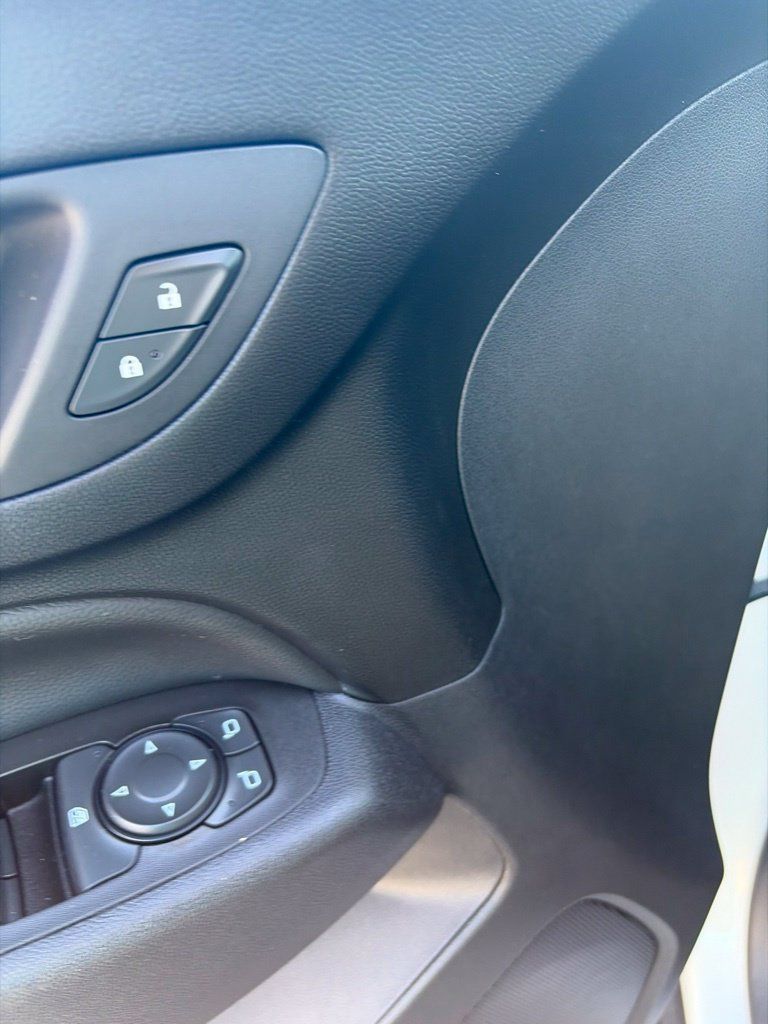 Used 2020 Chevrolet Equinox LT AWD/4WD image 11