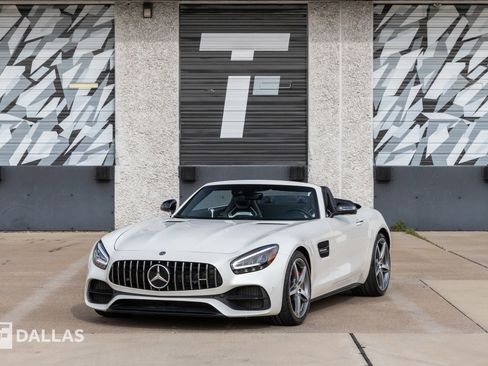Used 2021 Mercedes-Benz AMG GT Roadster image 5