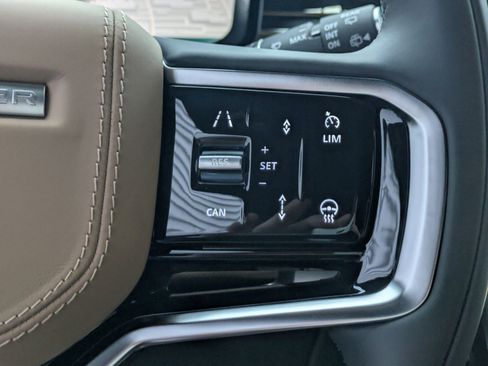 New 2026 Land Rover Range Rover Sport SE AWD/4WD image 18