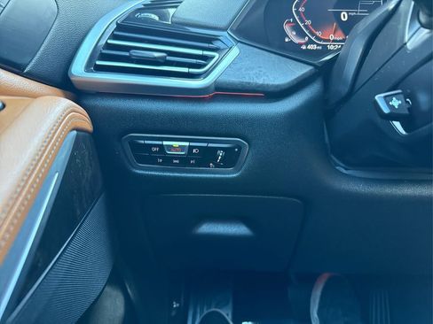 Used 2022 BMW X5 xDrive40i w/ Premium Package image 24