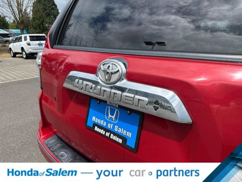 Used 2019 Toyota 4Runner Limited AWD/4WD image 7