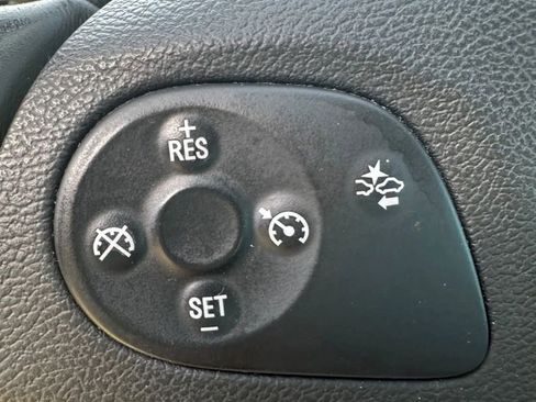 Used 2016 Chevrolet Impala LTZ image 17