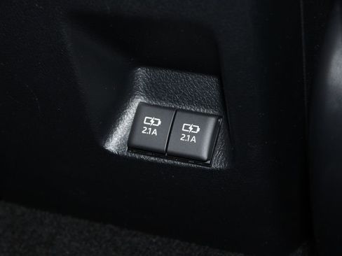Used 2022 Toyota 4Runner TRD Sport w/ Technology Package AWD/4WD image 32