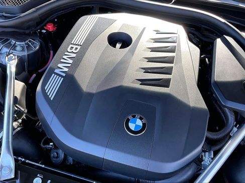 Used 2026 BMW 540i xDrive w/ M Sport Package image 33