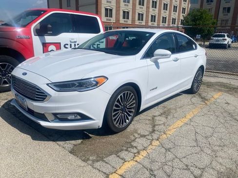 Used 2018 Ford Fusion Titanium FWD image 1
