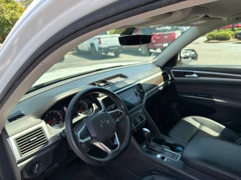 Used 2021 Volkswagen Atlas SE FWD image 8