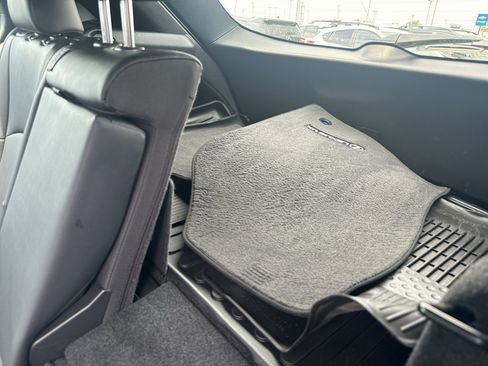 Used 2023 Lexus UX 250h F Sport AWD/4WD image 36