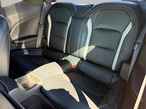 Used 2021 Chevrolet Camaro LT image 20