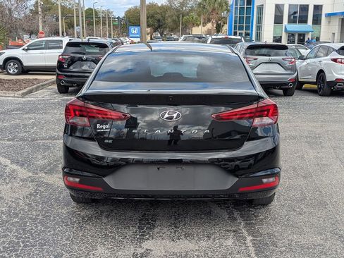 Used 2019 Hyundai Elantra SE image 4
