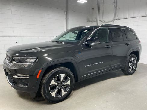 Used 2024 Jeep Grand Cherokee Limited 4xe AWD/4WD image 1