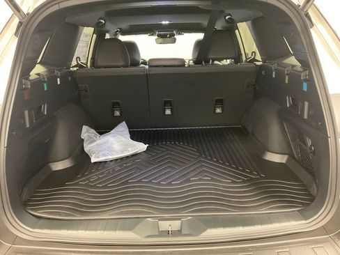 New 2026 Subaru Outback Limited AWD/4WD image 33