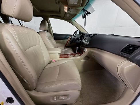 Used 2009 Toyota Highlander Limited image 35