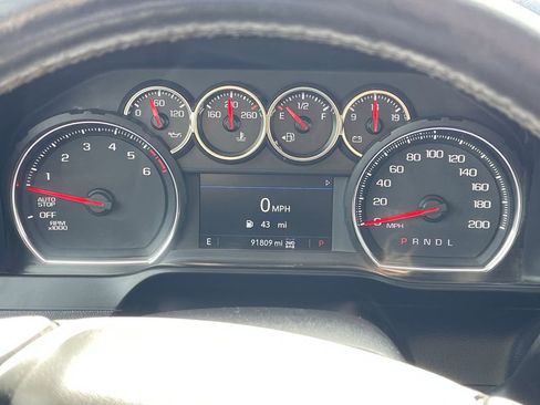 Used 2019 Chevrolet Silverado 1500 RST AWD/4WD image 28