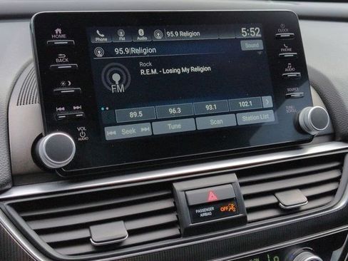 Used 2022 Honda Accord Sport image 11